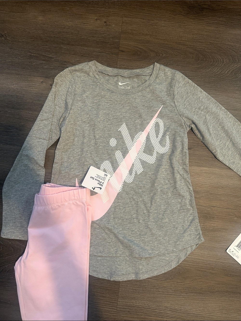 Nike Girls Top with Leggings Set 6X - Picture 3 of 4
